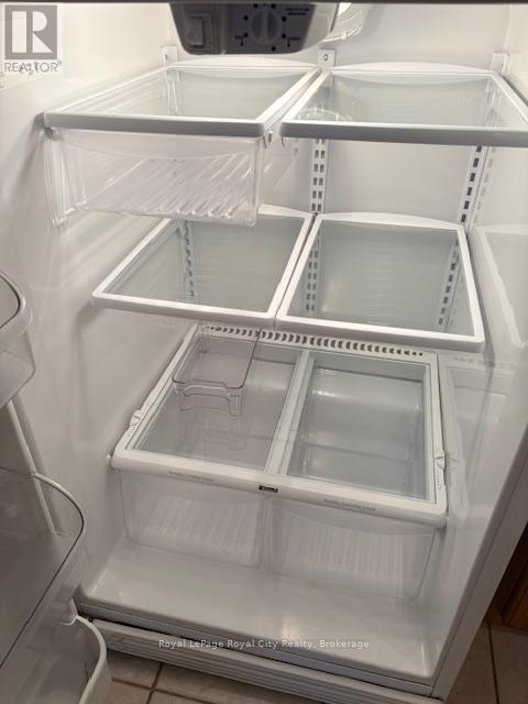 73 - 165 Terraview Crescent, Guelph (Kortright West), Ontario  N1G 5G8 - Photo 28 - X12914140