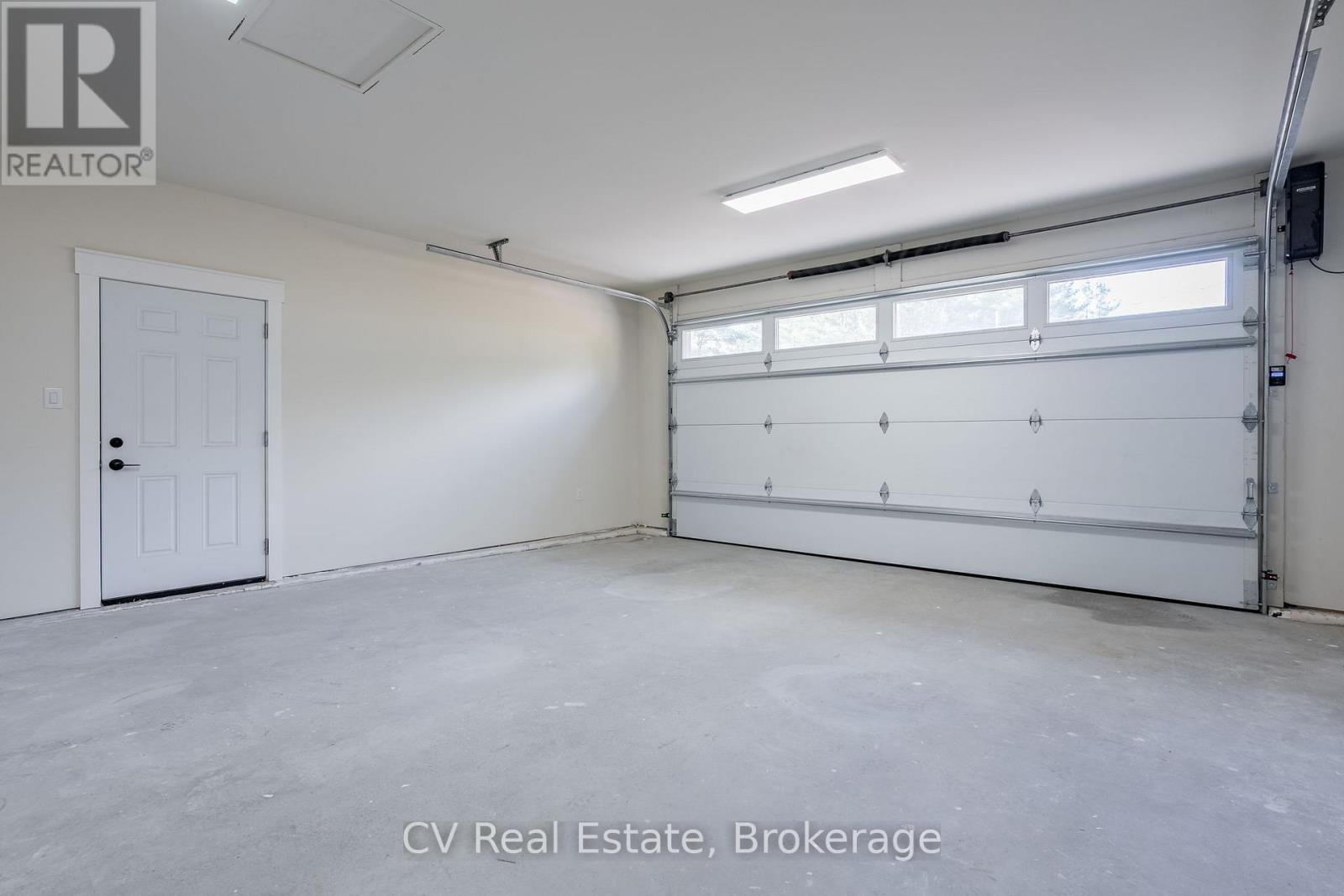 1111 Lakeshore Drive, Gravenhurst, Ontario  P1P 1R2 - Photo 49 - X12914146