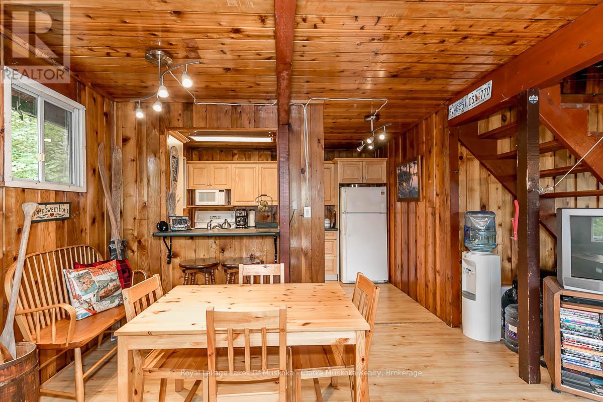 4 Severn River Shore, Georgian Bay, Ontario  P0C 1M0 - Photo 9 - X12914224