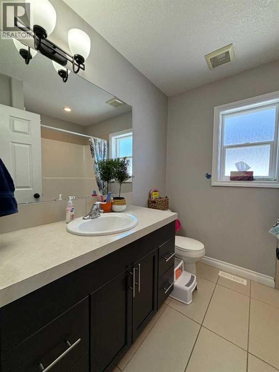 11285 76 Avenue, Grande Prairie, Alberta  T8W 0G3 - Photo 10 - A2294369