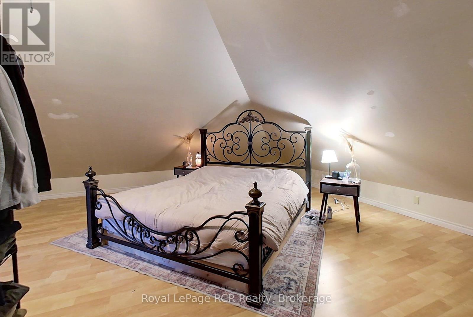 270 13th Street, Hanover, Ontario  N4N 1X3 - Photo 30 - X12914336