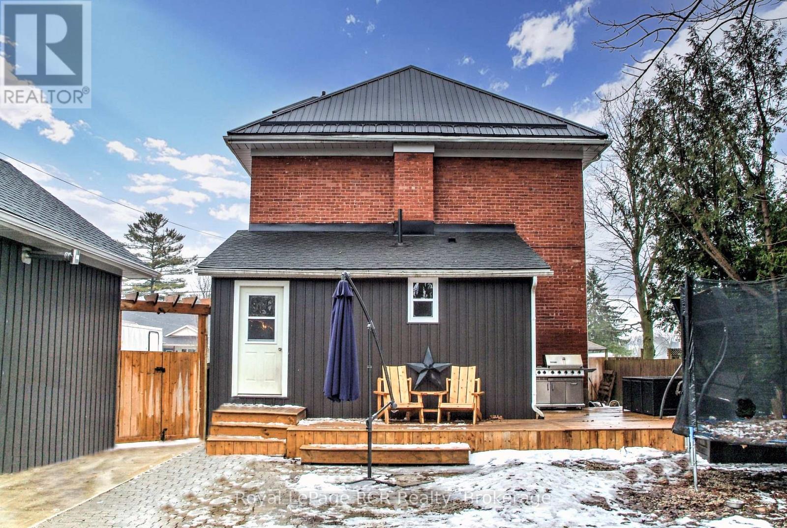 270 13th Street, Hanover, Ontario  N4N 1X3 - Photo 7 - X12914336