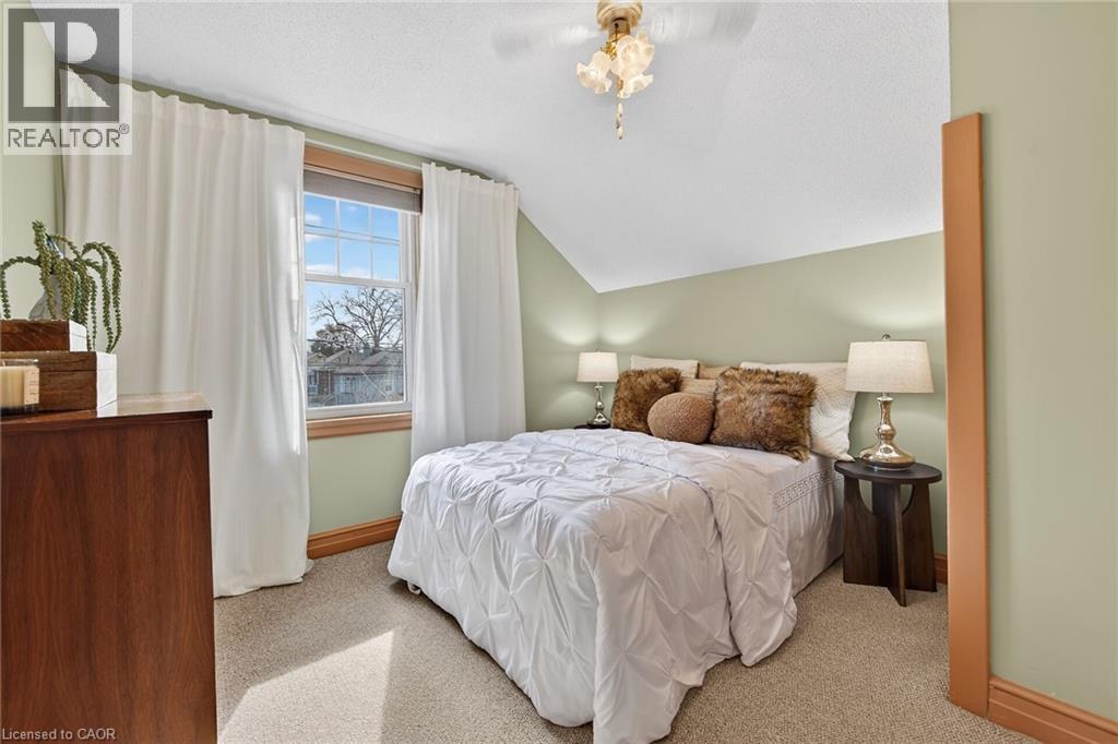 257 Queensdale Avenue E, Hamilton, Ontario  L9A 1L3 - Photo 31 - 40814511