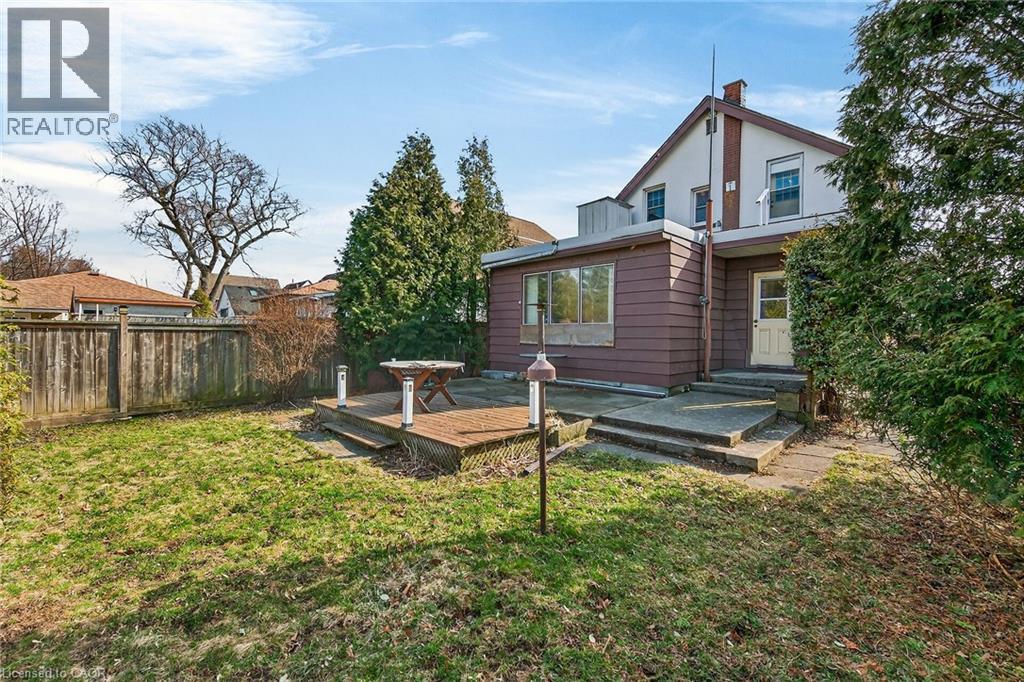 257 Queensdale Avenue E, Hamilton, Ontario  L9A 1L3 - Photo 42 - 40814511