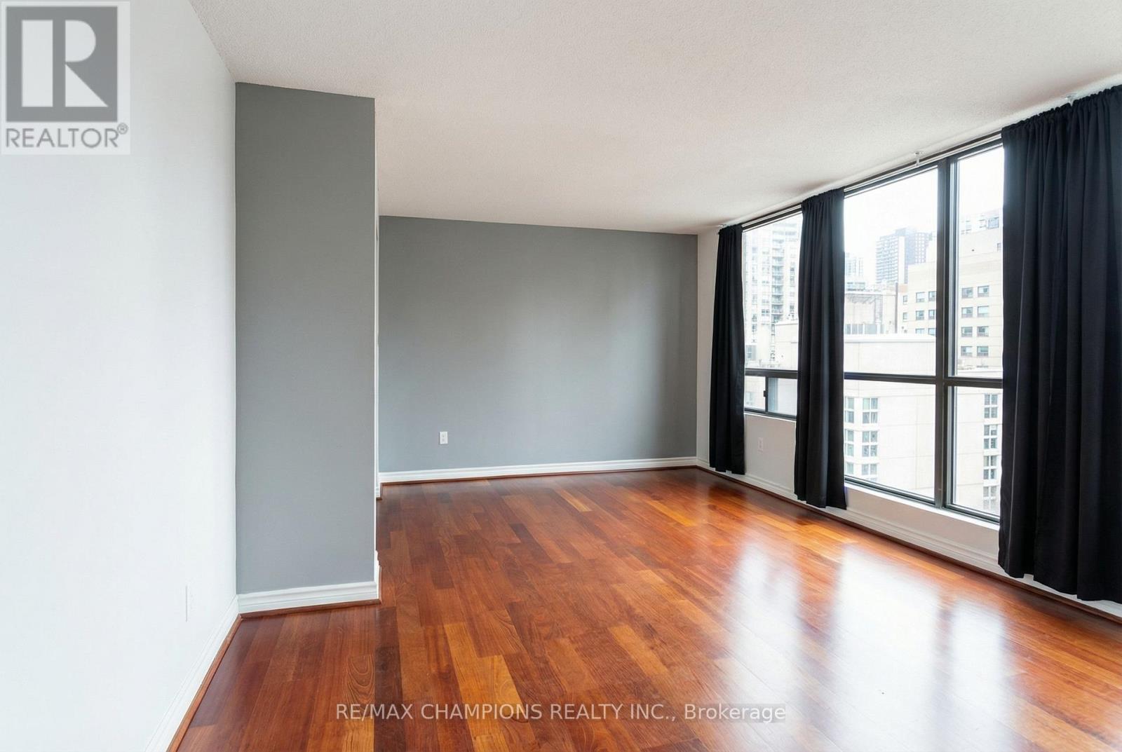 1101 - 117 Gerrard Street, Toronto, Ontario  M5B 2L4 - Photo 5 - C12913996