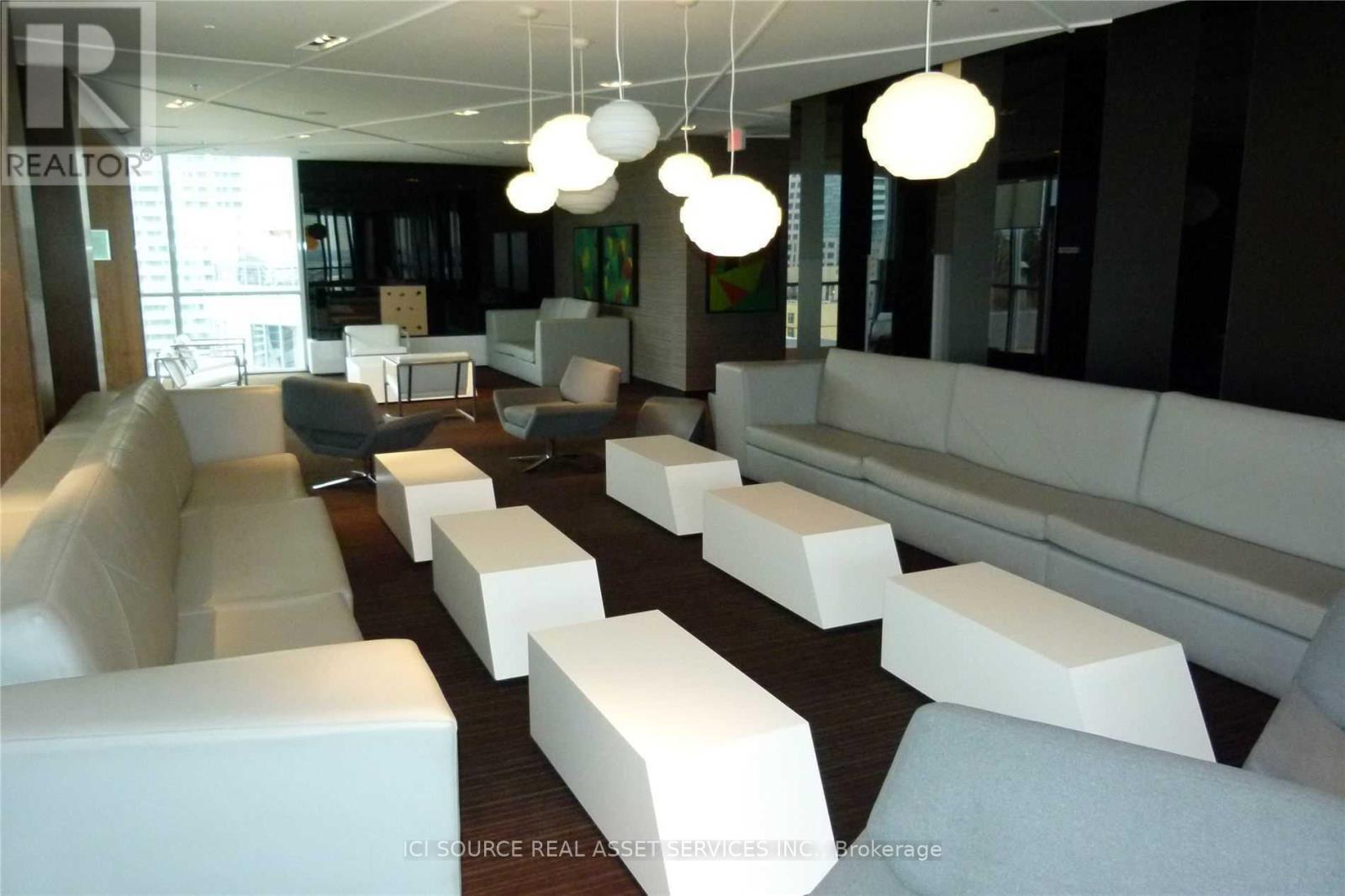 810 - 352 Front Street W, Toronto (Waterfront Communities), Ontario  M5V 0K3 - Photo 16 - C12914004