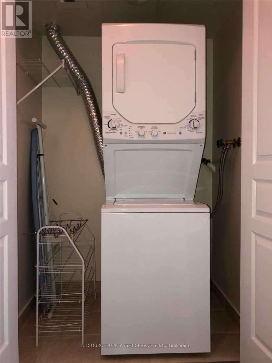 810 - 352 Front Street W, Toronto (Waterfront Communities), Ontario  M5V 0K3 - Photo 9 - C12914004