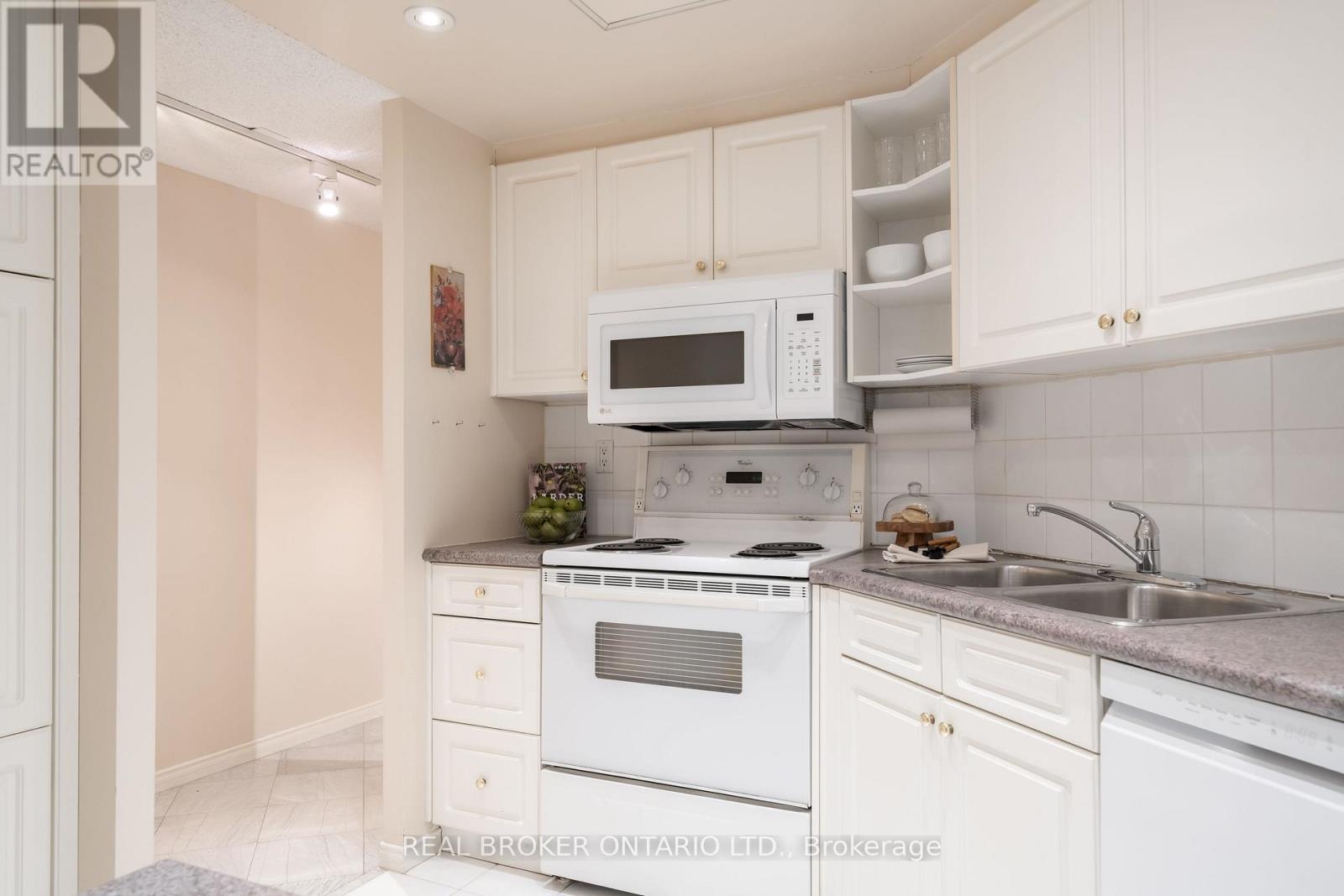 306 - 131 Beecroft Road, Toronto, Ontario  M2N 6G9 - Photo 18 - C12914020