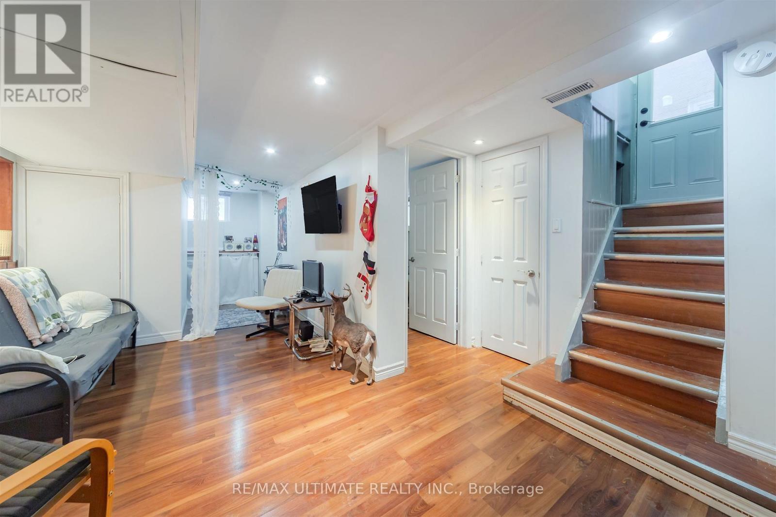 46 Lorindale Avenue, Toronto, Ontario  M5M 3C2 - Photo 25 - C12914084