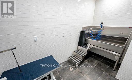 3905 - 8 Cumberland Street, Toronto, Ontario  M4W 0B6 - Photo 2 - C12914096