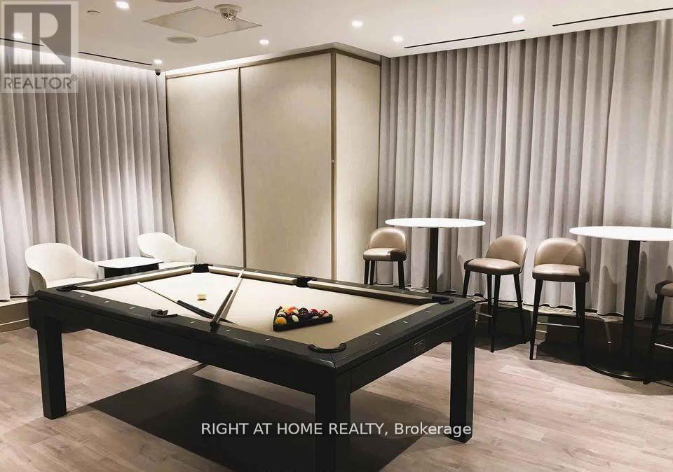 4510 - 125 Blue Jays Way, Toronto (Waterfront Communities), Ontario  M5V 0N5 - Photo 13 - C12914110