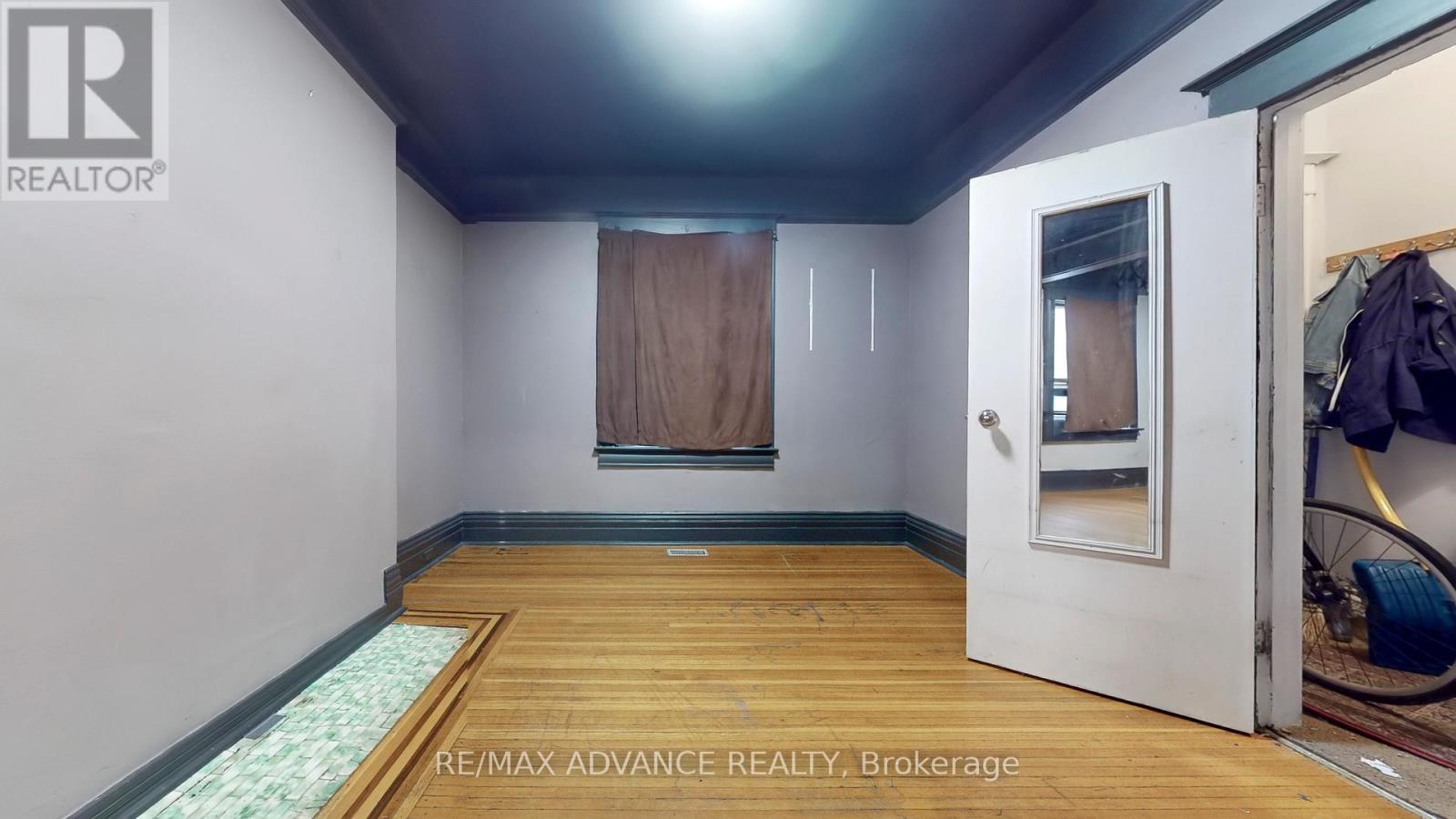 82a Augusta Avenue, Toronto (Kensington-Chinatown), Ontario  M5T 2L1 - Photo 11 - C12914116