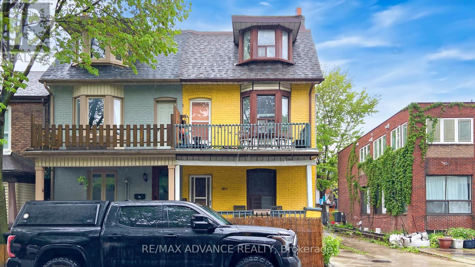 82a Augusta Avenue, Toronto (Kensington-Chinatown), Ontario  M5T 2L1 - Photo 2 - C12914116