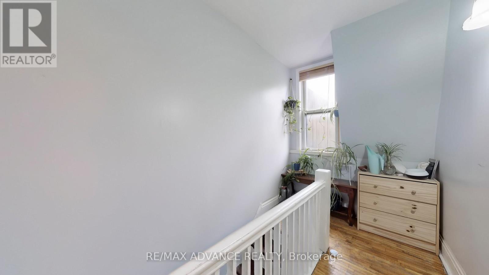 82a Augusta Avenue, Toronto (Kensington-Chinatown), Ontario  M5T 2L1 - Photo 30 - C12914116