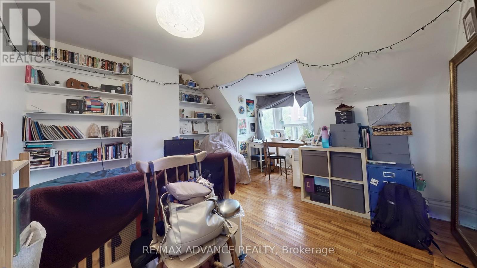 82a Augusta Avenue, Toronto (Kensington-Chinatown), Ontario  M5T 2L1 - Photo 33 - C12914116