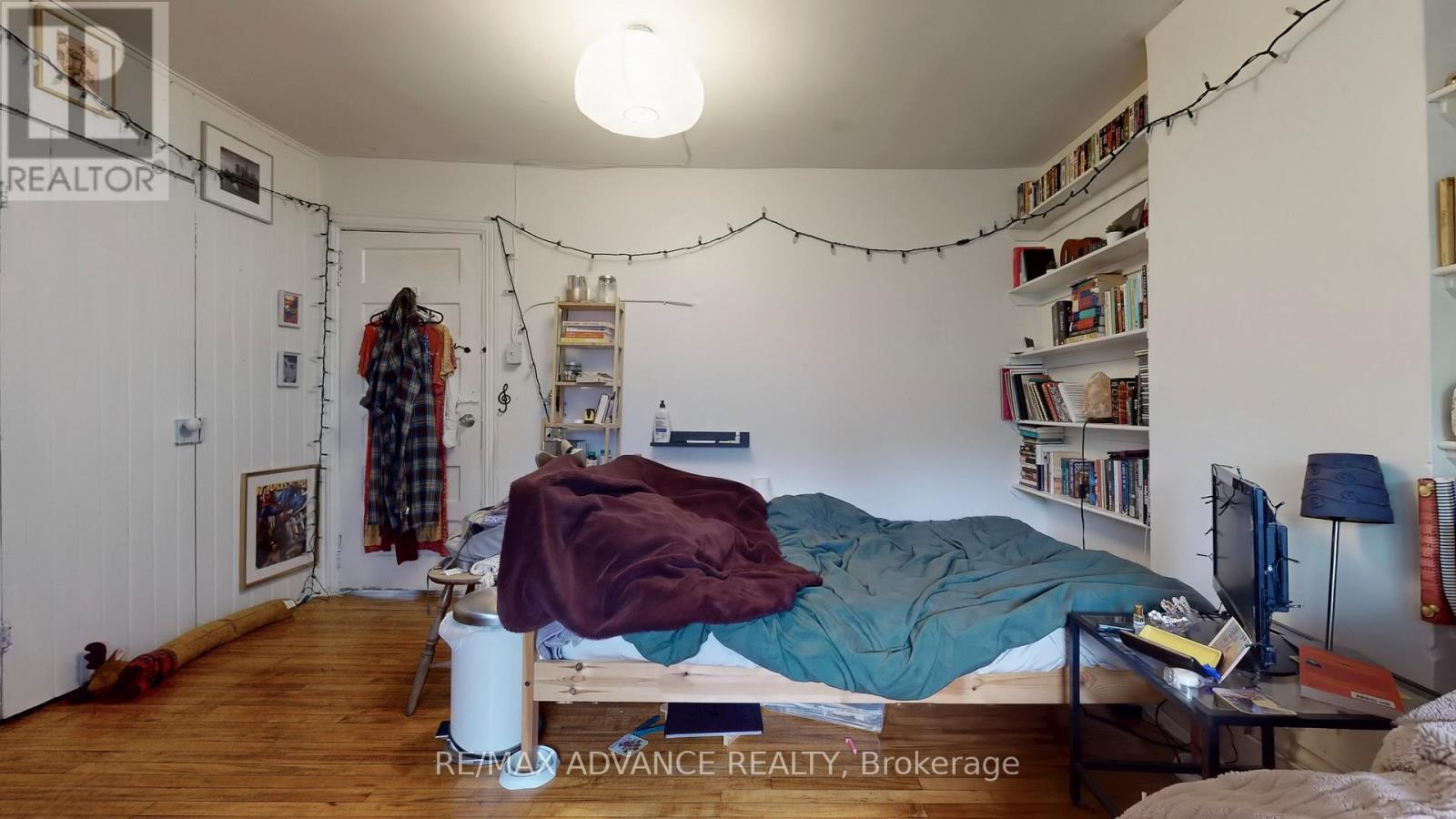 82a Augusta Avenue, Toronto (Kensington-Chinatown), Ontario  M5T 2L1 - Photo 34 - C12914116