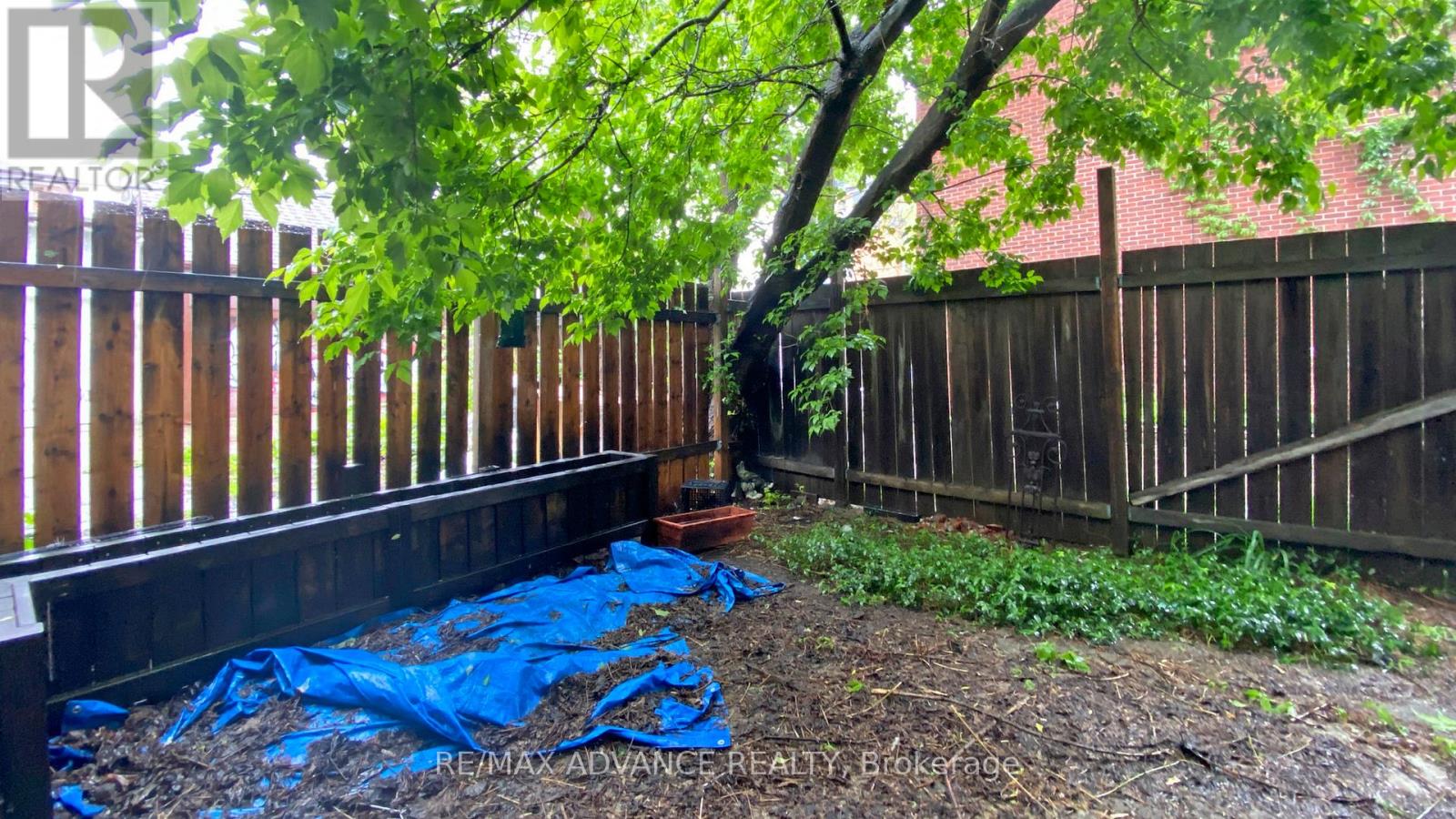 82a Augusta Avenue, Toronto (Kensington-Chinatown), Ontario  M5T 2L1 - Photo 40 - C12914116