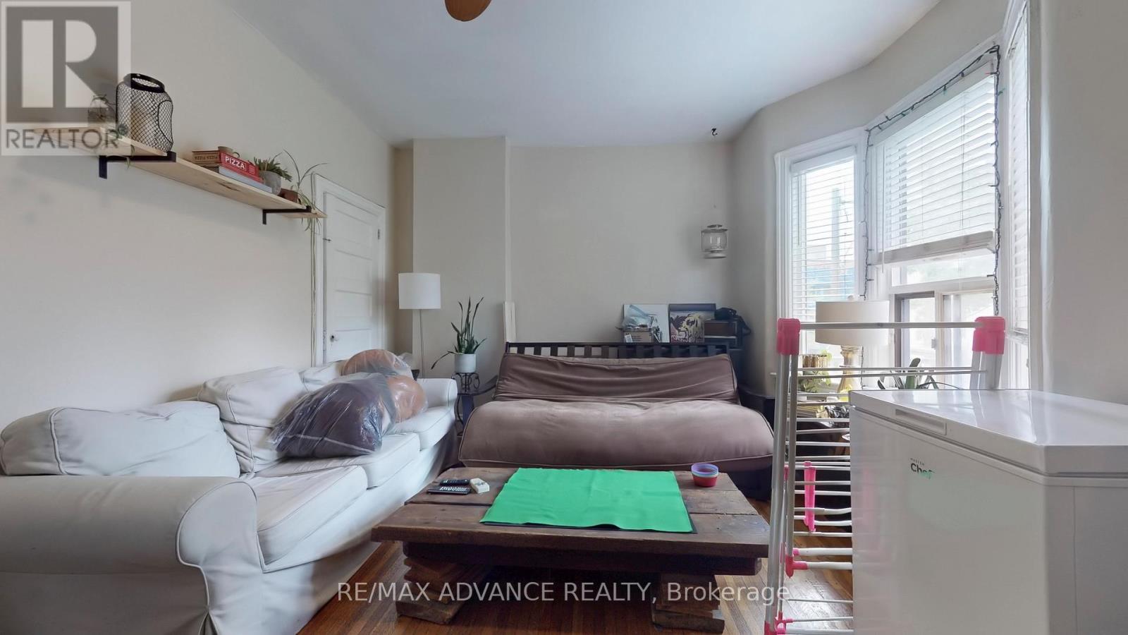 82a Augusta Avenue, Toronto (Kensington-Chinatown), Ontario  M5T 2L1 - Photo 46 - C12914116