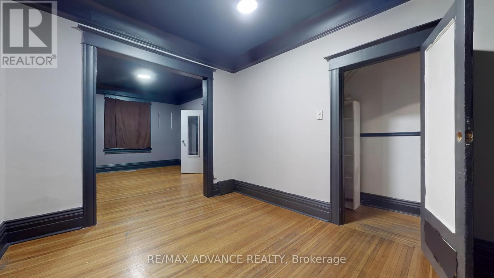 82a Augusta Avenue, Toronto (Kensington-Chinatown), Ontario  M5T 2L1 - Photo 6 - C12914116