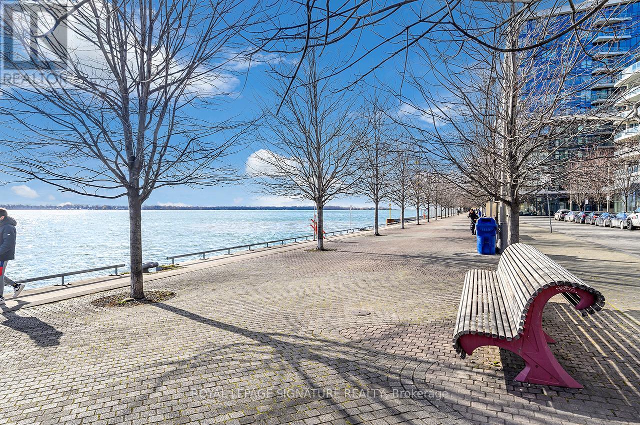 421 - 118 Merchants Wharf Avenue, Toronto (Waterfront Communities), Ontario  M5A 0L3 - Photo 2 - C12914128