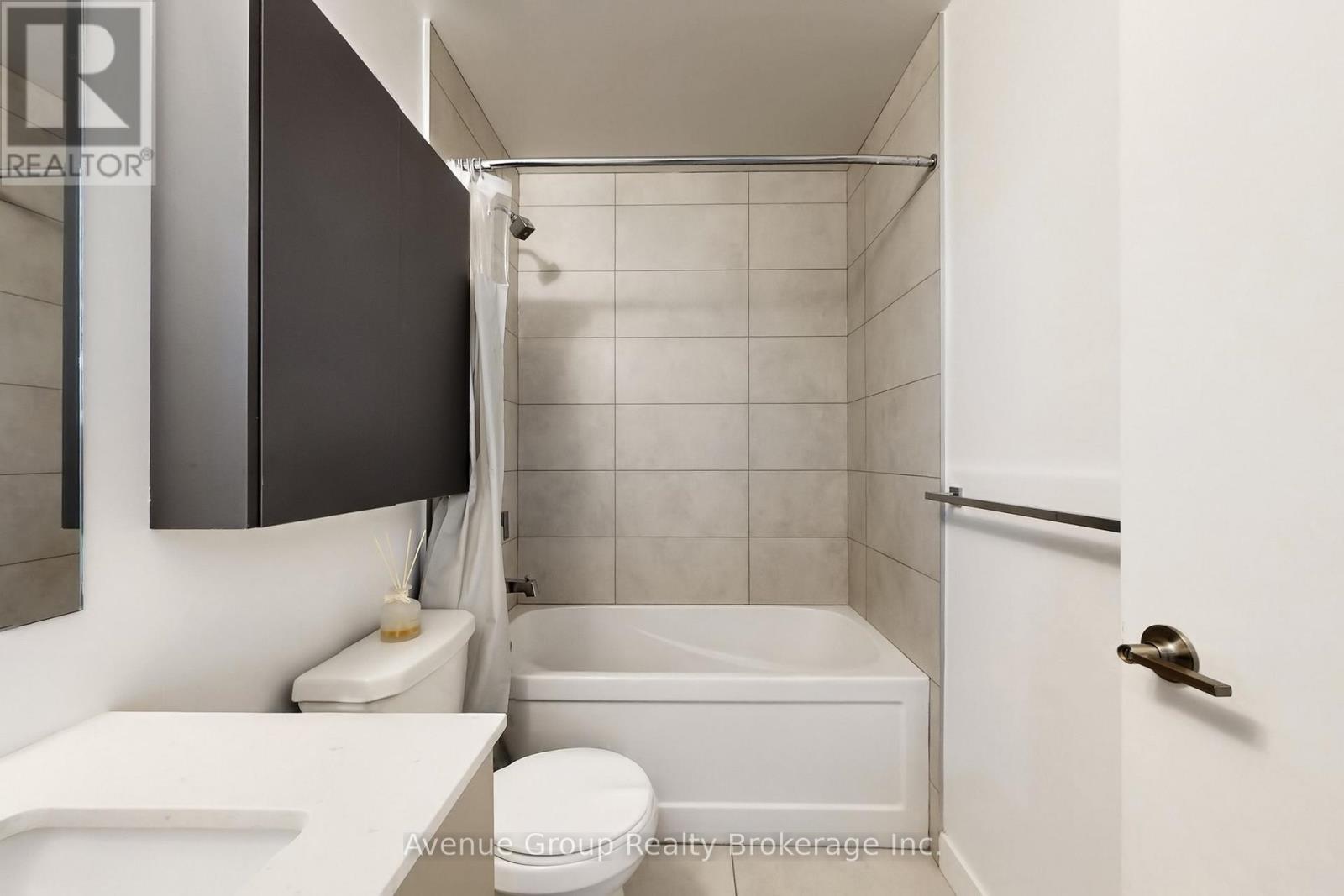 631 - 8 Tippett Road, Toronto, Ontario  M3H 0E7 - Photo 33 - C12914160