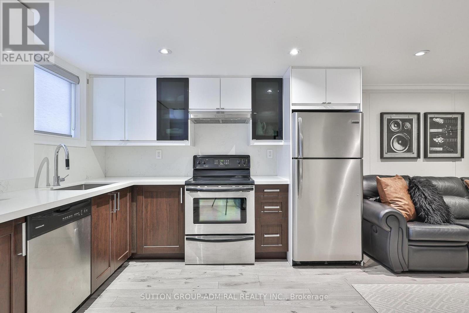 29 Acton Avenue, Toronto (Bathurst Manor), Ontario  M3H 4G6 - Photo 34 - C12914234