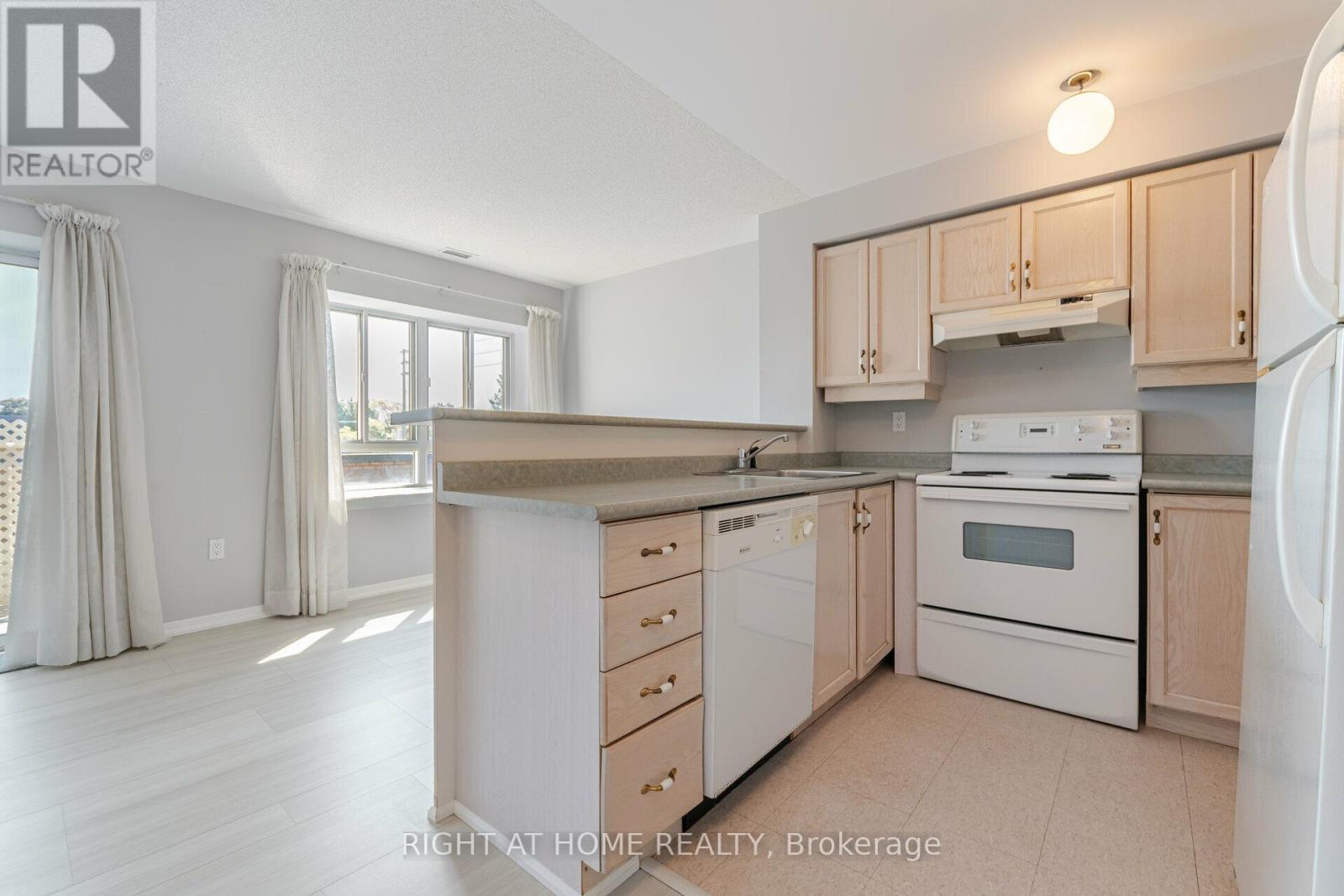 306 - 1387 Bayview Avenue, Toronto, Ontario  M4G 3A5 - Photo 16 - C12914256