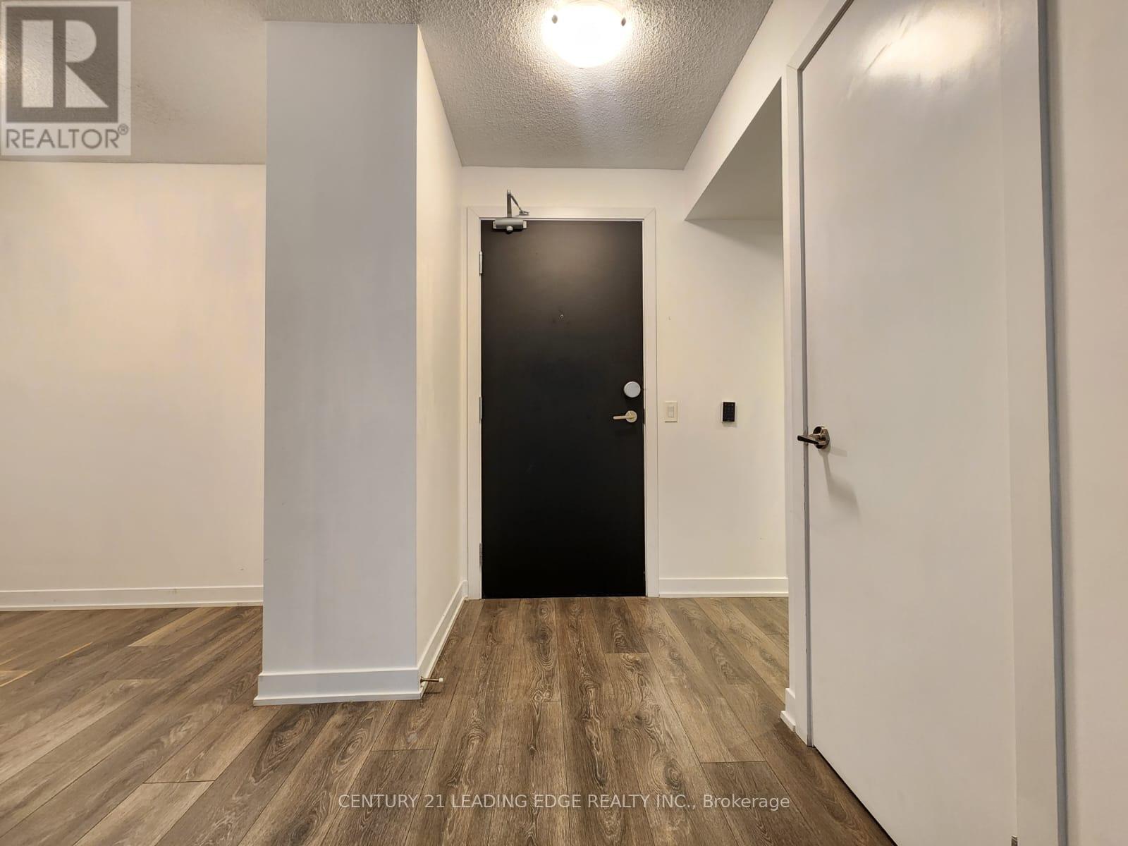 1011 - 87 Peter Street, Toronto (Waterfront Communities), Ontario  M5V 2G4 - Photo 9 - C12914260