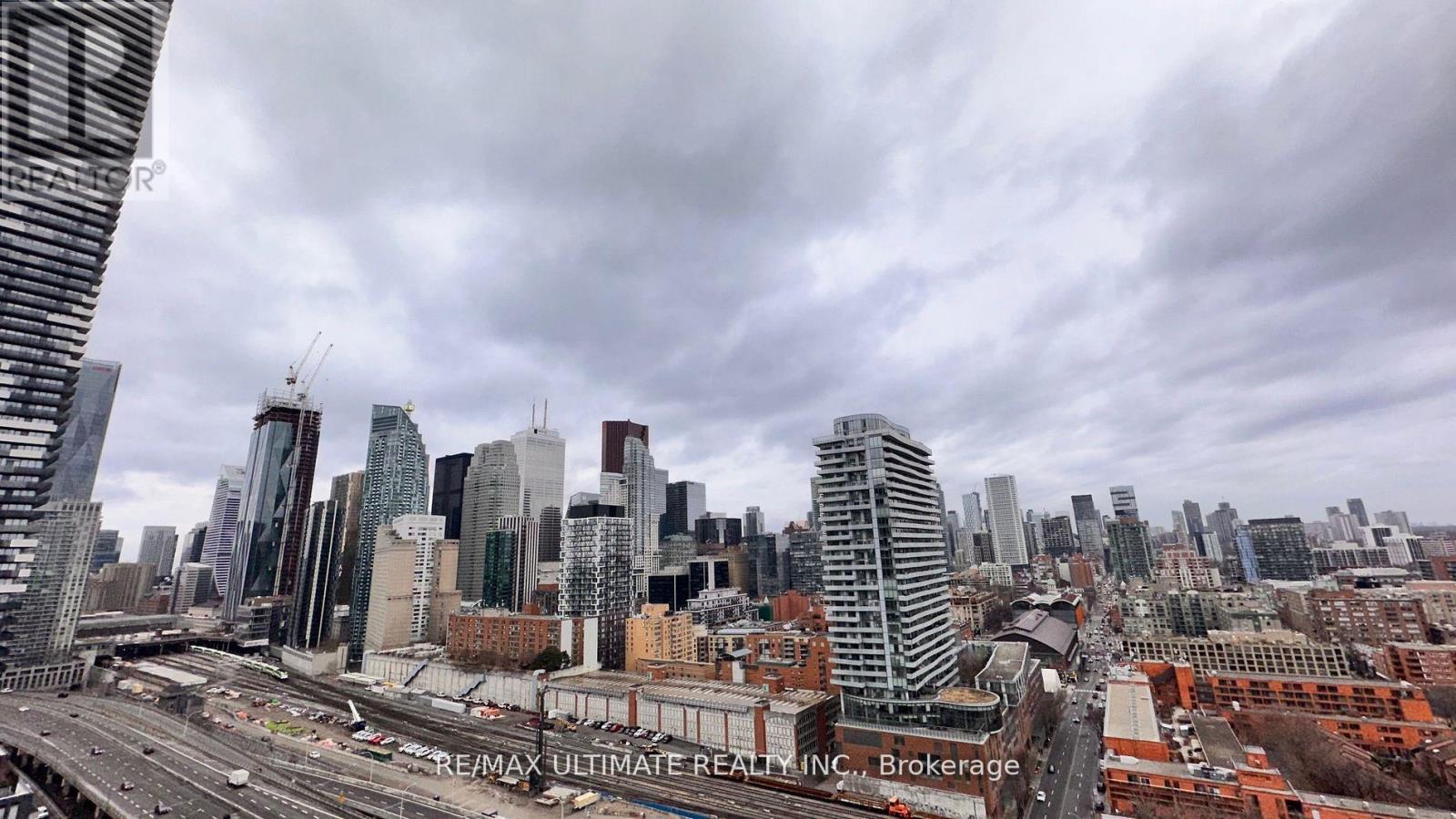 1911 - 15 Lower Jarvis Street, Toronto (Waterfront Communities), Ontario  M5E 0C4 - Photo 3 - C12914344