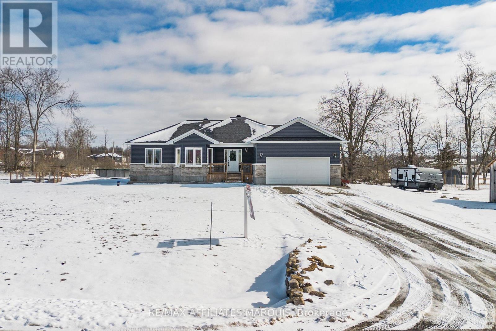 9 Joseph Way, Rideau Lakes, Ontario  K7A 4S5 - Photo 2 - X12906602