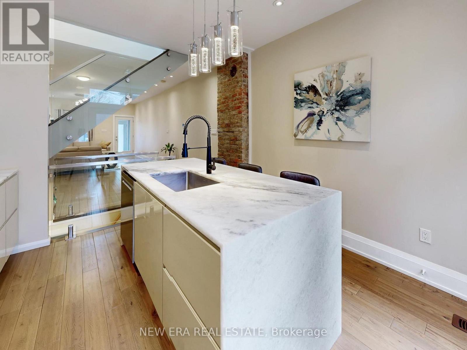 75 Laing Street, Toronto, Ontario  M4L 2N4 - Photo 16 - E12914066