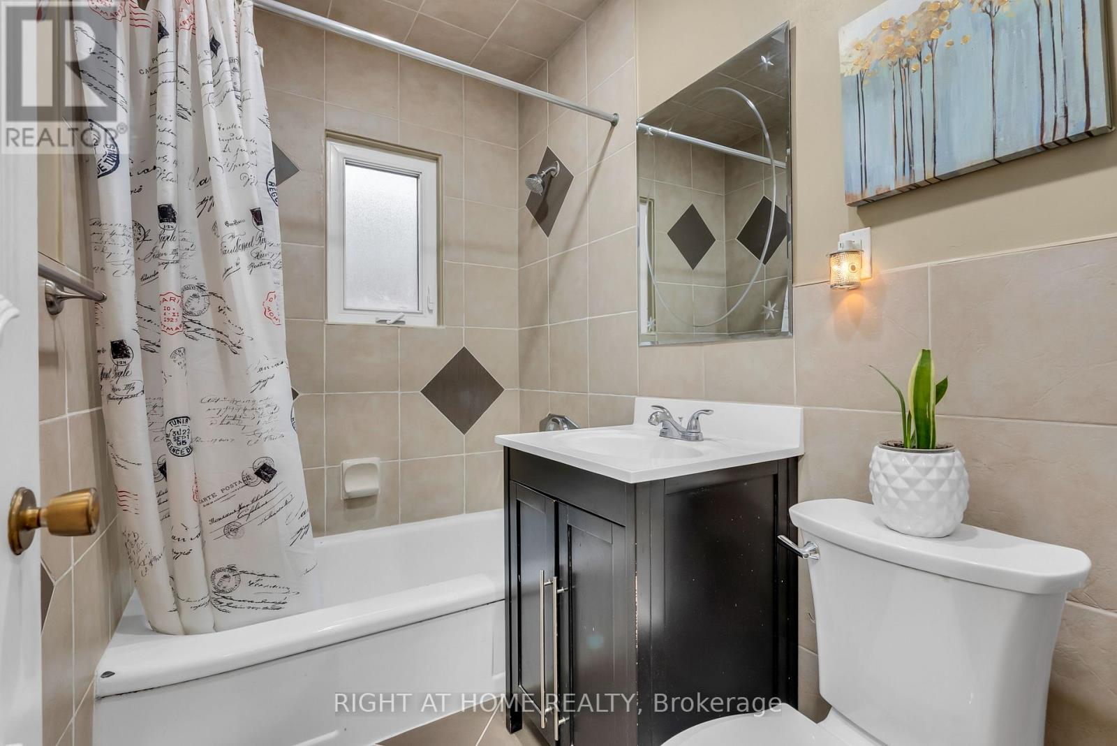 702 Pharmacy Avenue, Toronto, Ontario  M1L 3J2 - Photo 31 - E12914176