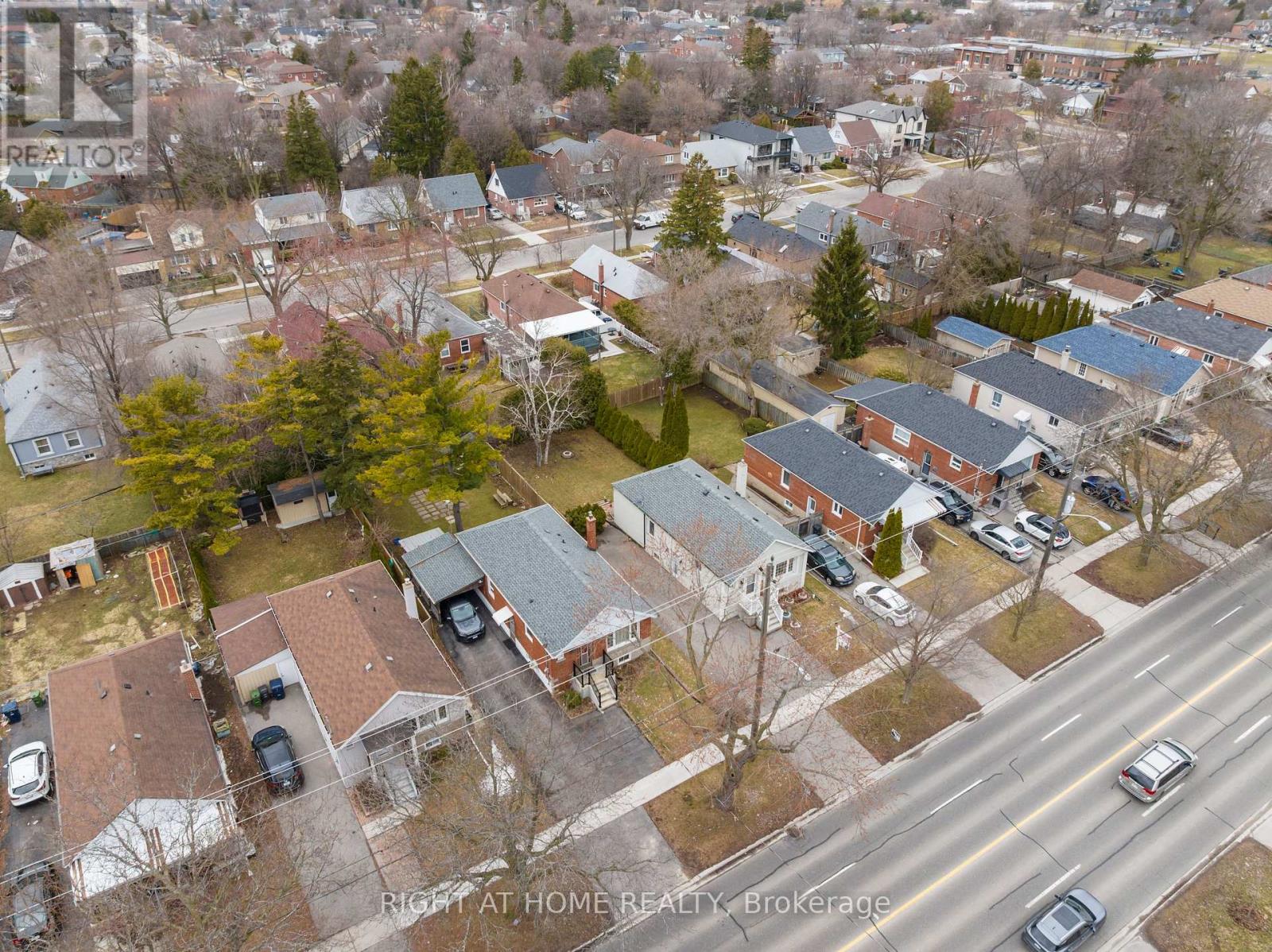 702 Pharmacy Avenue, Toronto, Ontario  M1L 3J2 - Photo 8 - E12914176