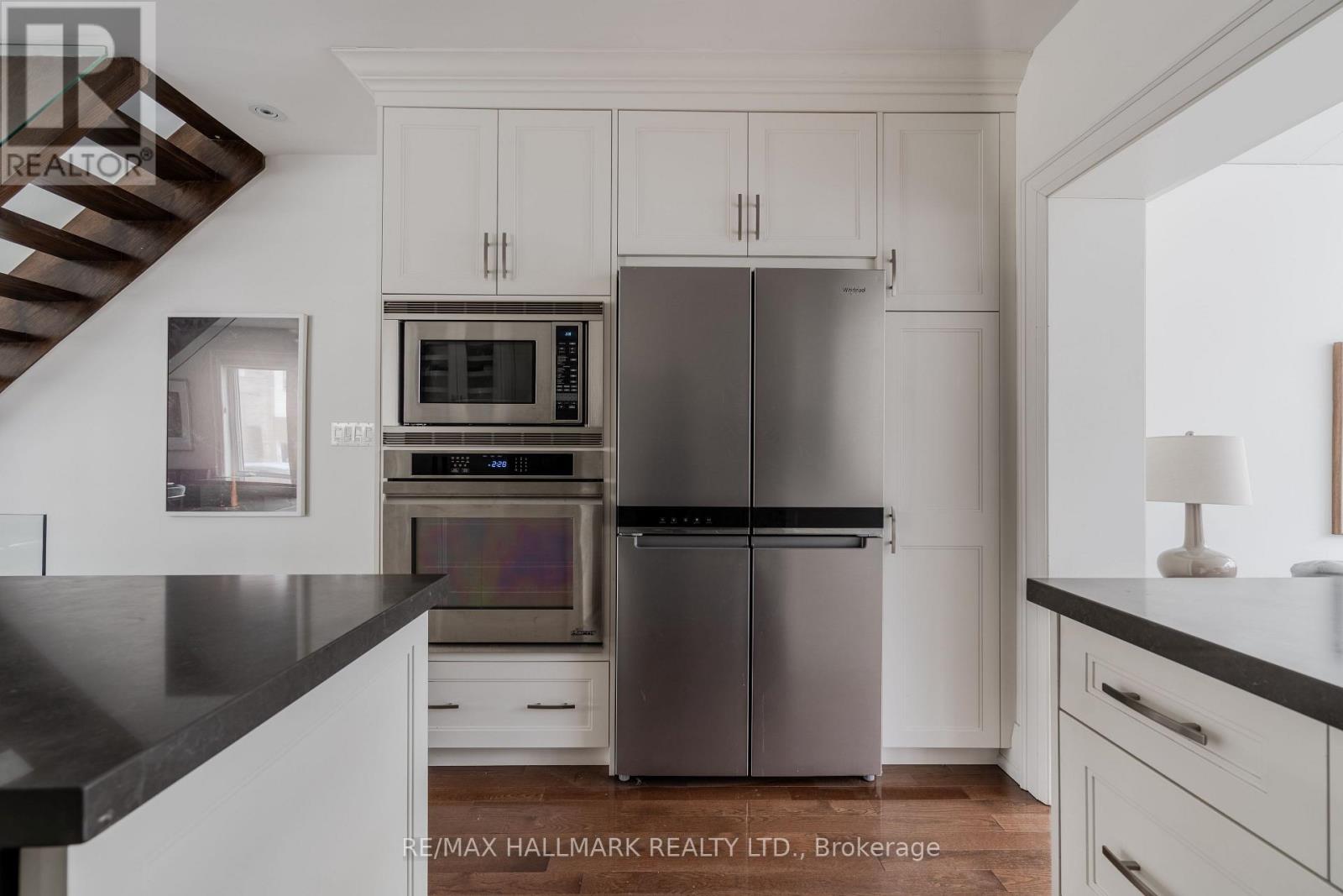 27 Maughan Crescent, Toronto (Woodbine Corridor), Ontario  M4L 3E4 - Photo 20 - E12914288