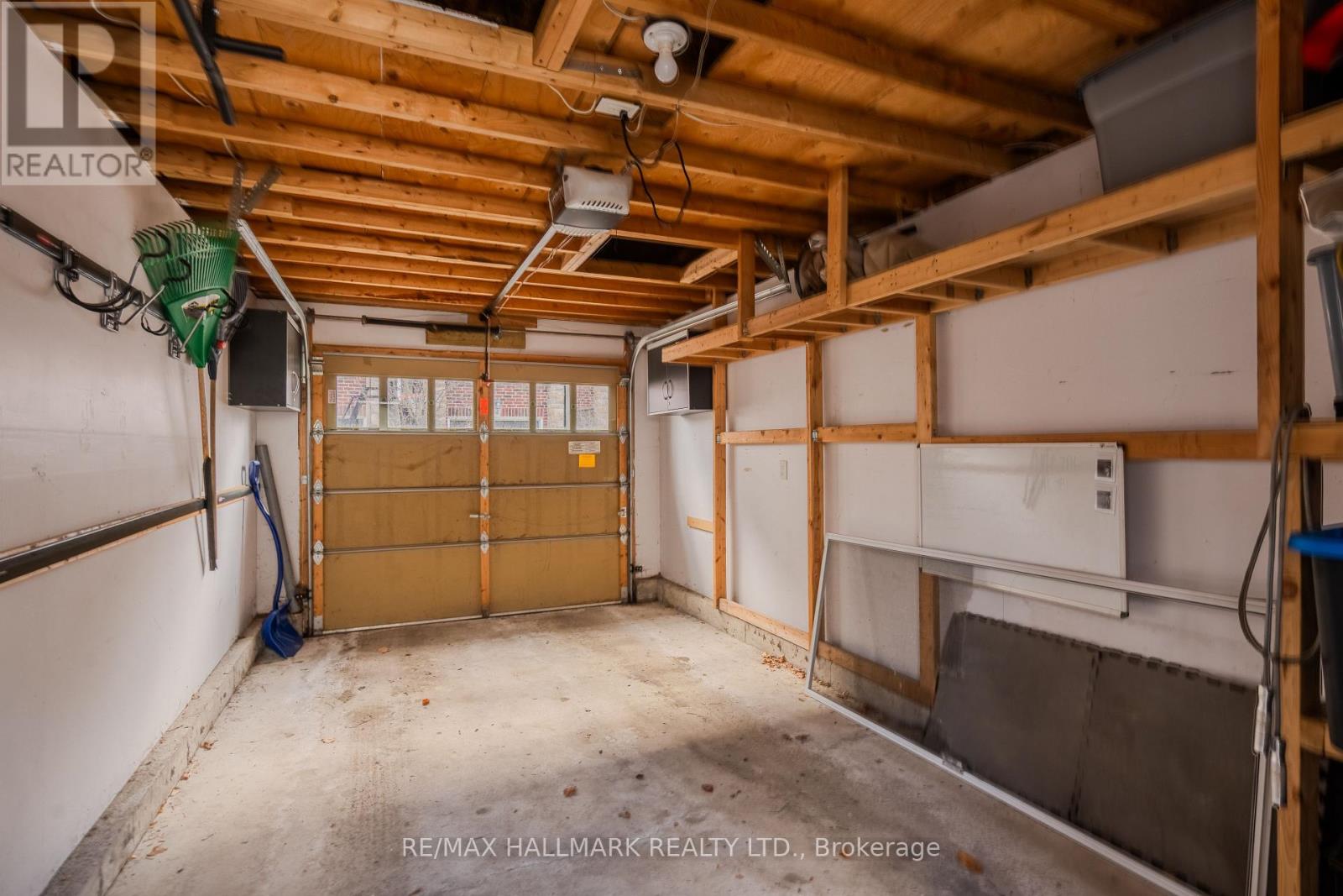 27 Maughan Crescent, Toronto (Woodbine Corridor), Ontario  M4L 3E4 - Photo 49 - E12914288