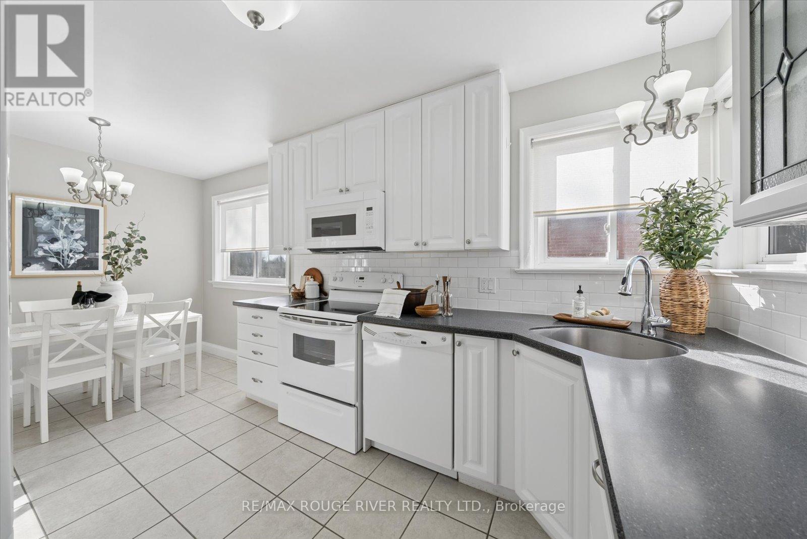 112 Wellington Avenue W, Oshawa, Ontario  L1H 3X9 - Photo 14 - E12914302