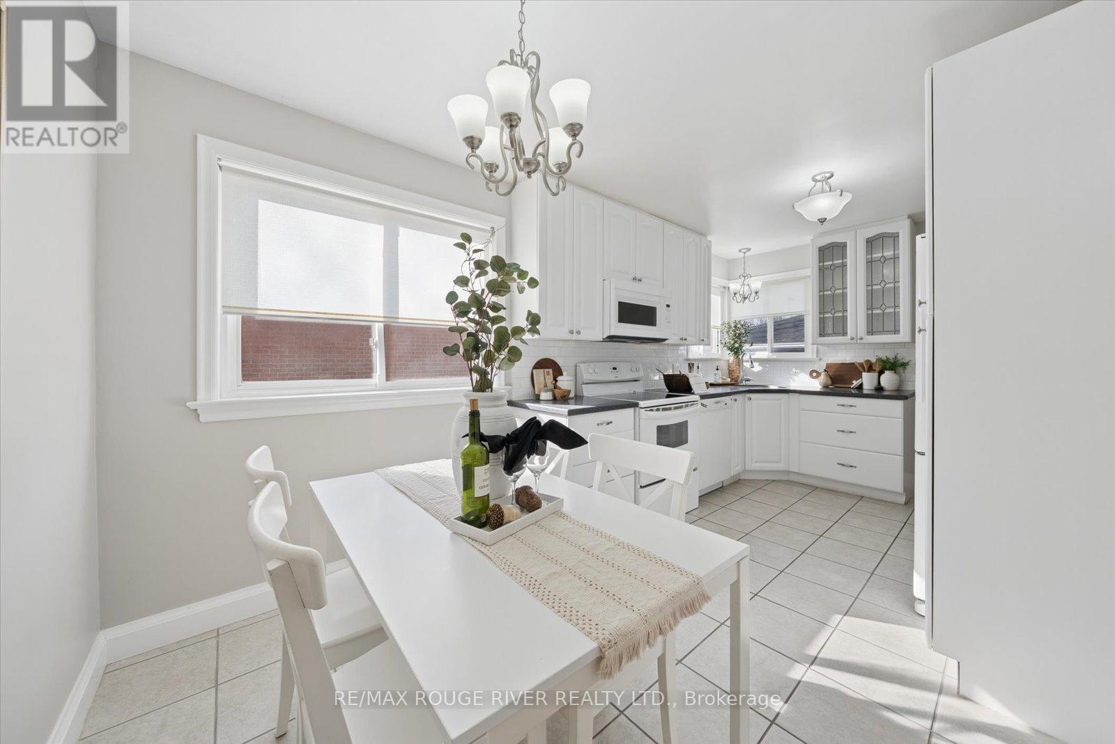 112 Wellington Avenue W, Oshawa, Ontario  L1H 3X9 - Photo 9 - E12914302