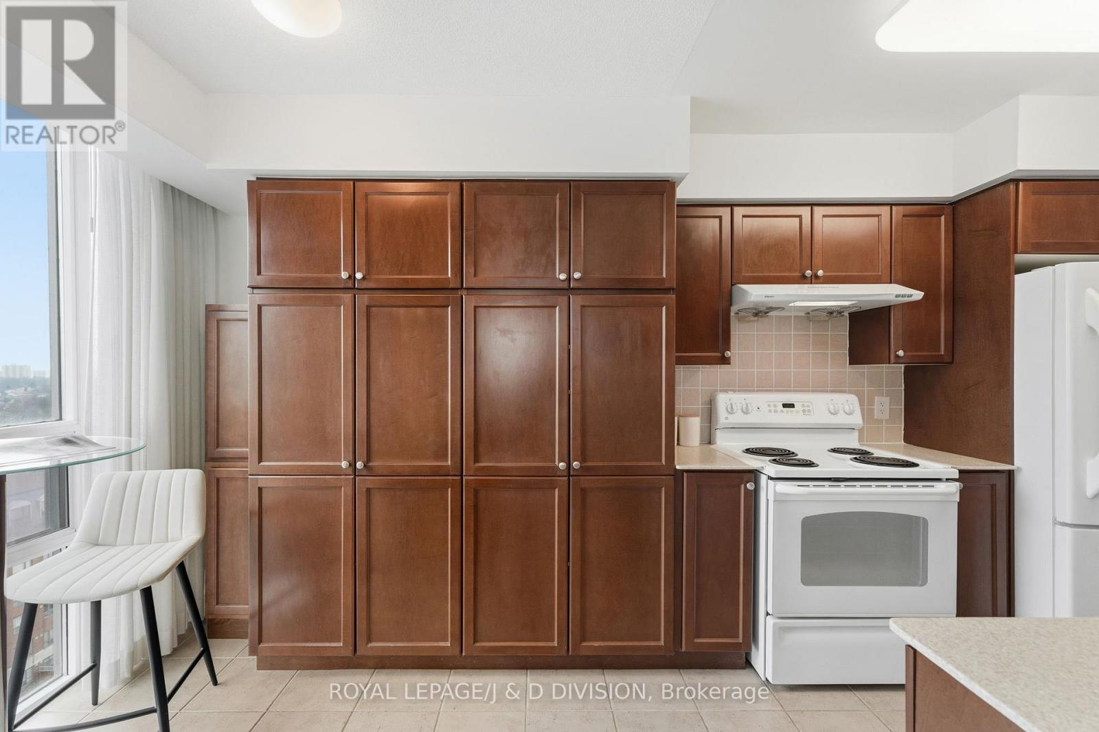 1610 - 68 Grangeway Avenue, Toronto, Ontario  M1H 0A1 - Photo 10 - E12914338