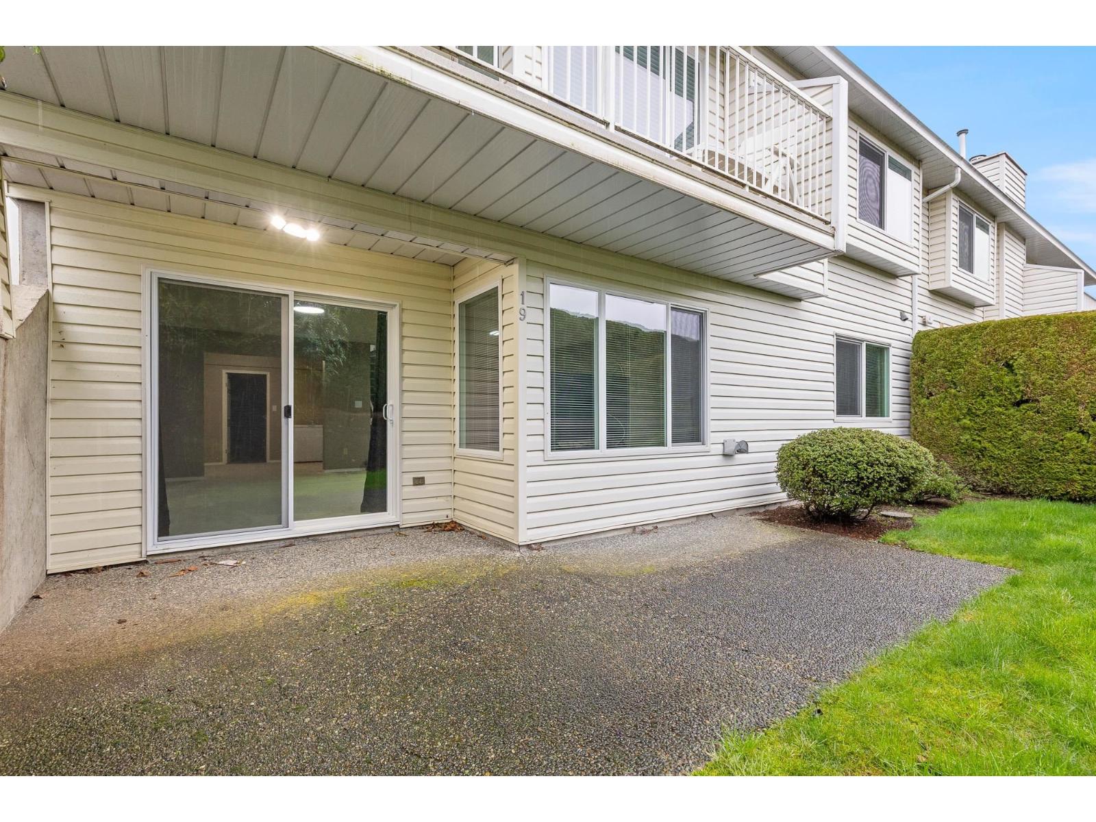 19 3054 Trafalgar Street, Abbotsford, British Columbia  V2S 7X6 - Photo 35 - R3102356