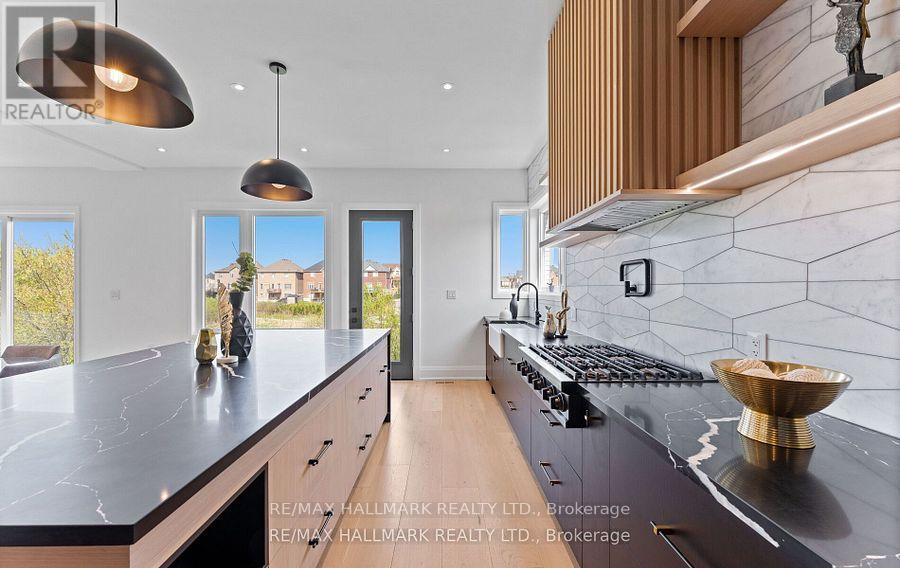 88 Cosford Street, Aurora, Ontario  L4G 0G6 - Photo 16 - N12914148