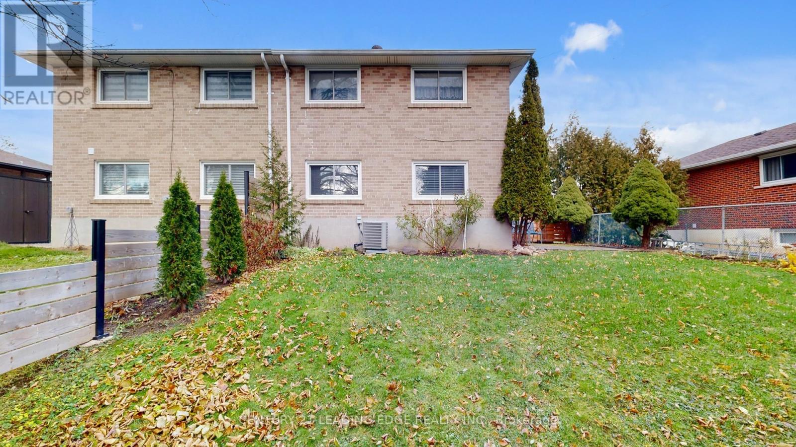 113 Sherwood Forest Drive, Markham, Ontario  L3P 1P9 - Photo 34 - N12914168