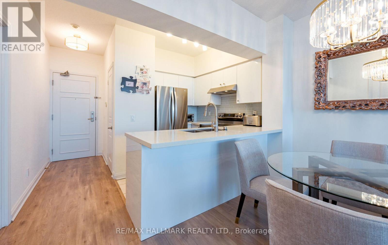 1016 - 350 Red Maple Road, Richmond Hill, Ontario  L4C 6P5 - Photo 24 - N12914196