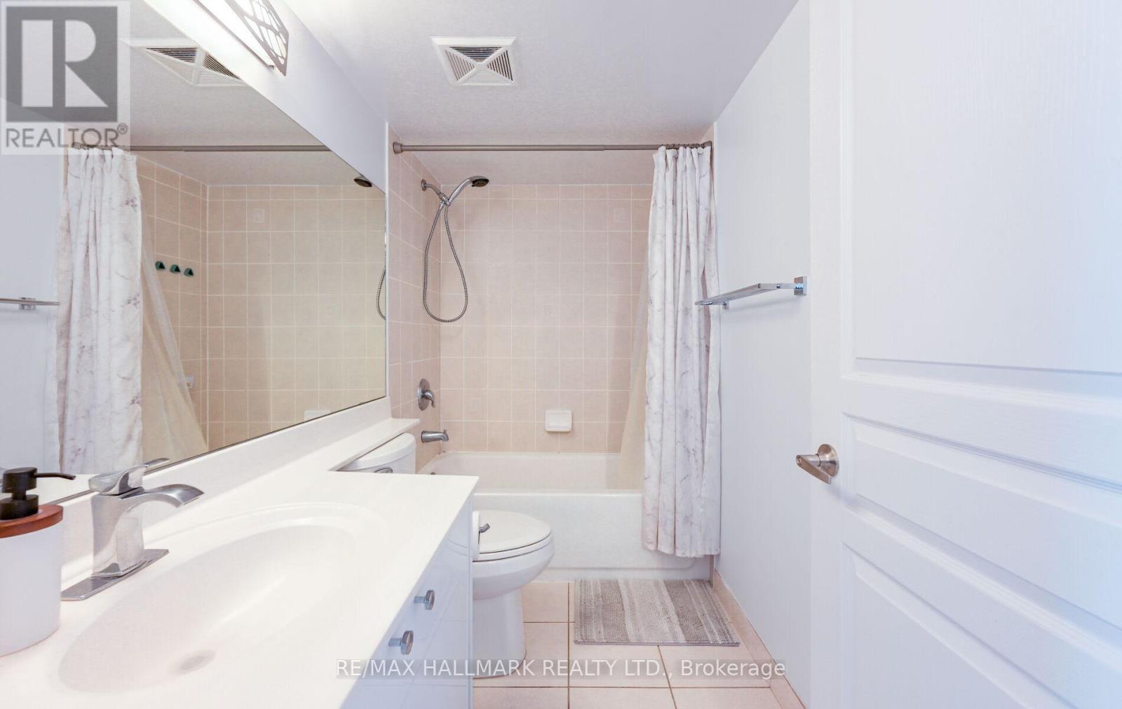 1016 - 350 Red Maple Road, Richmond Hill, Ontario  L4C 6P5 - Photo 36 - N12914196