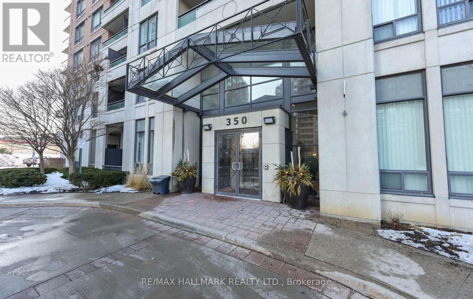 1016 - 350 Red Maple Road, Richmond Hill, Ontario  L4C 6P5 - Photo 9 - N12914196