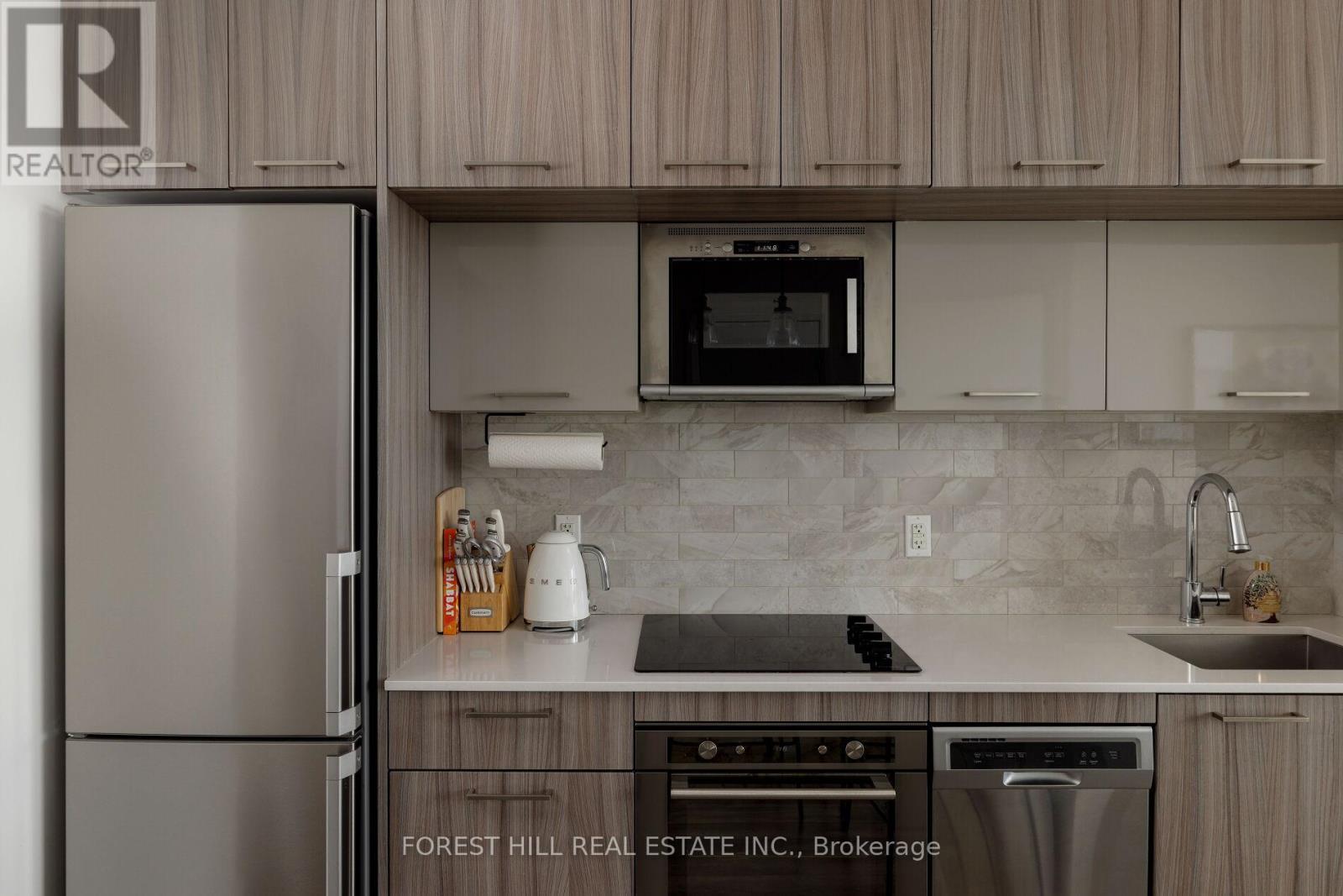 701 - 4800 Highway 7 Road, Vaughan (East Woodbridge), Ontario  L4L 1H8 - Photo 17 - N12914276