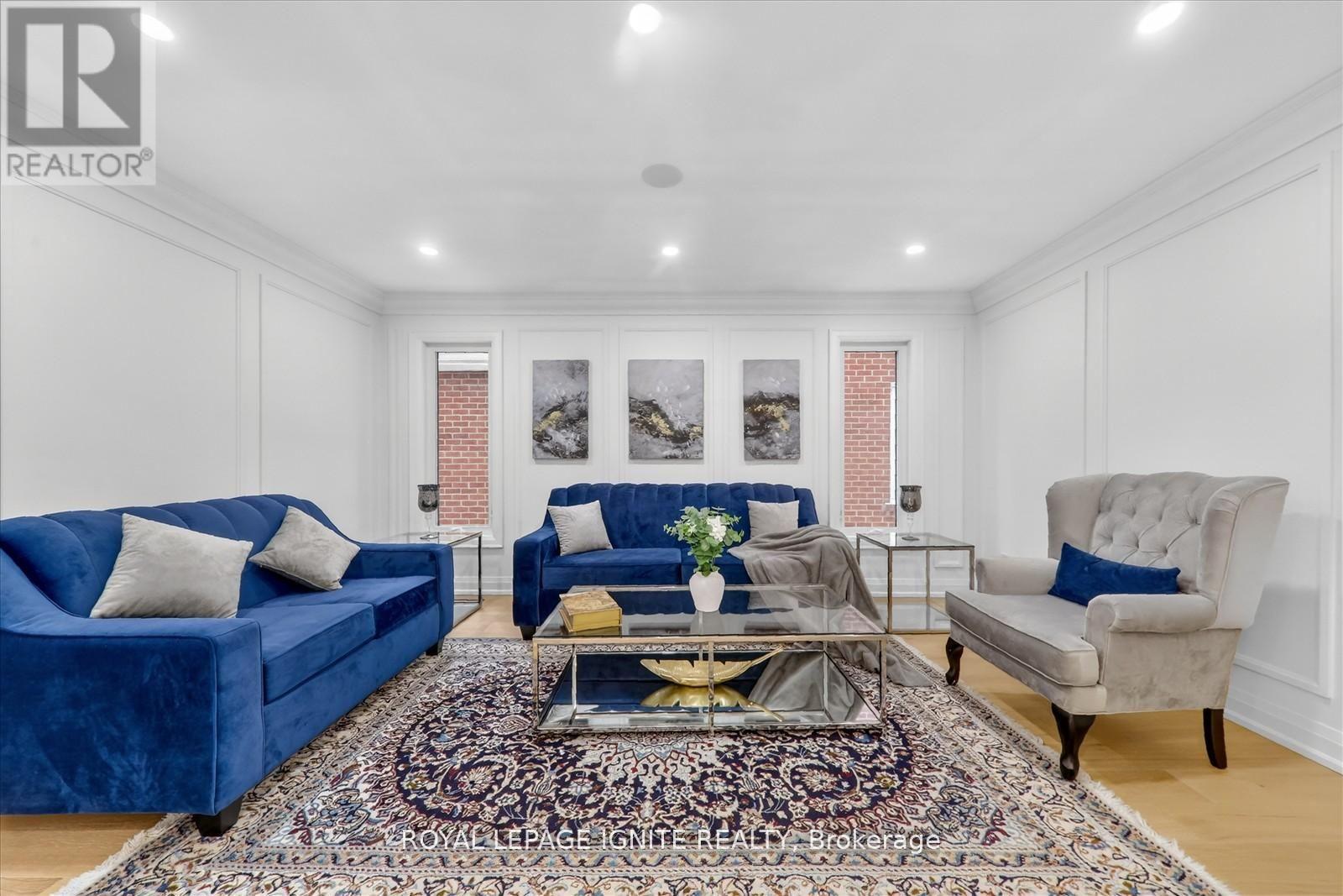 167 Mathewson Street, Vaughan, Ontario  L6A 1B8 - Photo 10 - N12914280