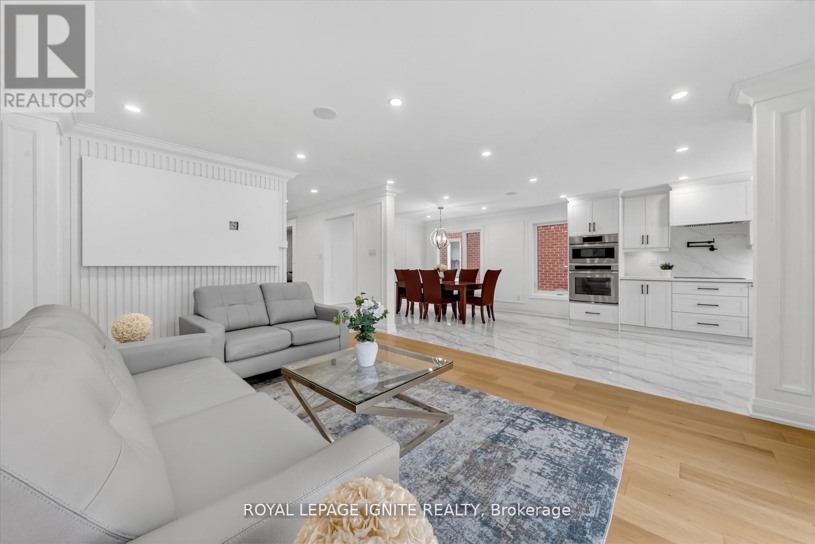 167 Mathewson Street, Vaughan, Ontario  L6A 1B8 - Photo 16 - N12914280