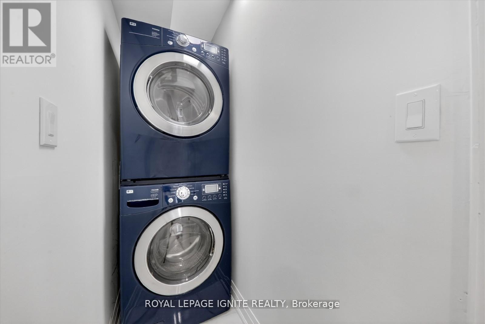 167 Mathewson Street, Vaughan, Ontario  L6A 1B8 - Photo 22 - N12914280