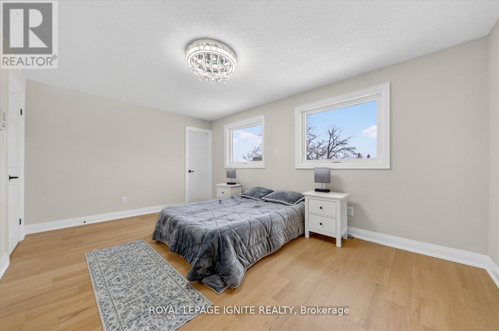 167 Mathewson Street, Vaughan, Ontario  L6A 1B8 - Photo 25 - N12914280