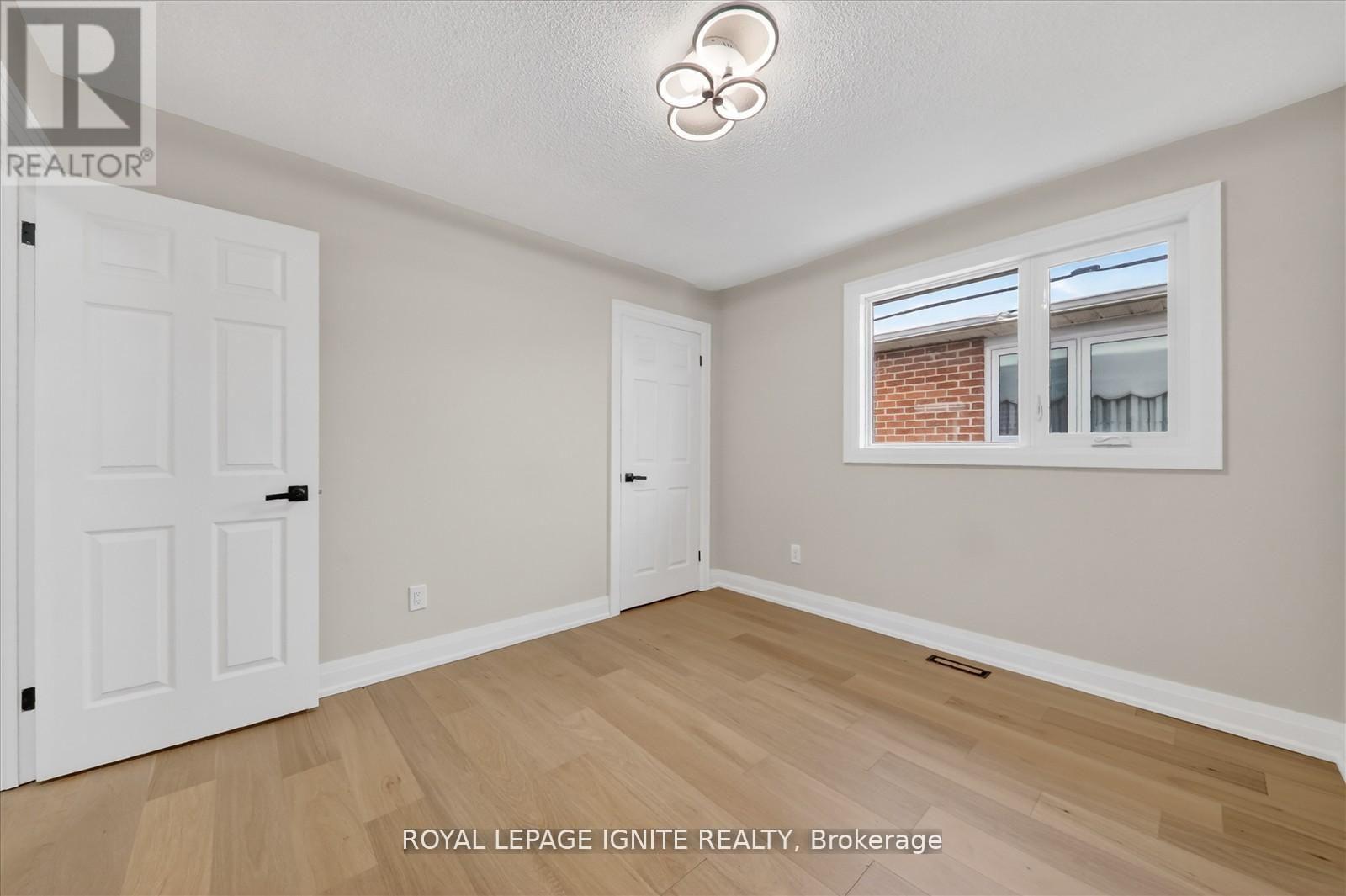 167 Mathewson Street, Vaughan, Ontario  L6A 1B8 - Photo 29 - N12914280